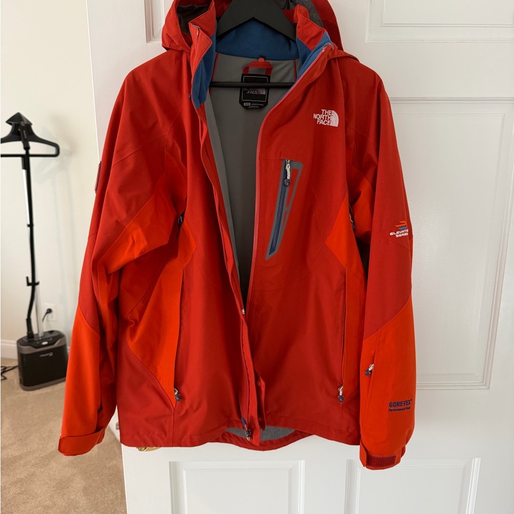 The North Face Men's Ski Jacket - Burnt Orange - Size M